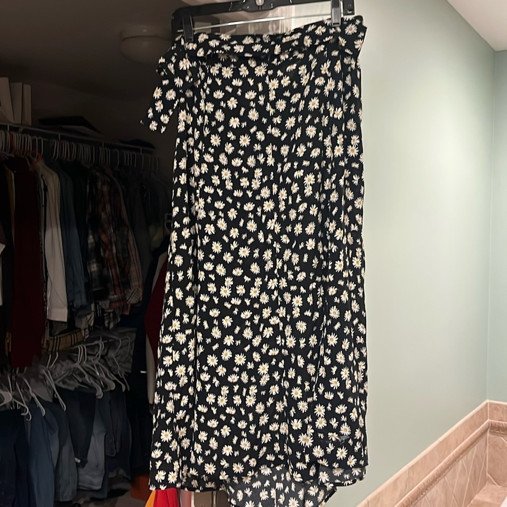 Zara black skirt with flowers. Long.